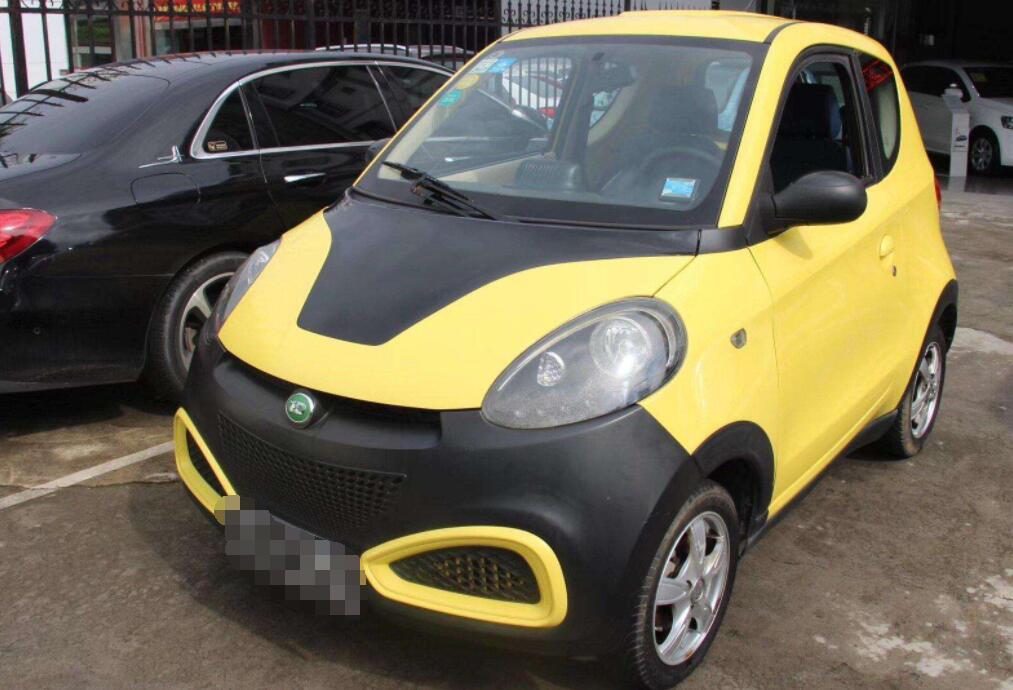 知豆好还是五菱迷你好,知豆和五菱宏光mini哪个空间大