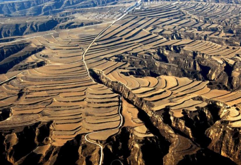 黄河是怎么变成地上悬河的,黄河成为悬河为什么不引流