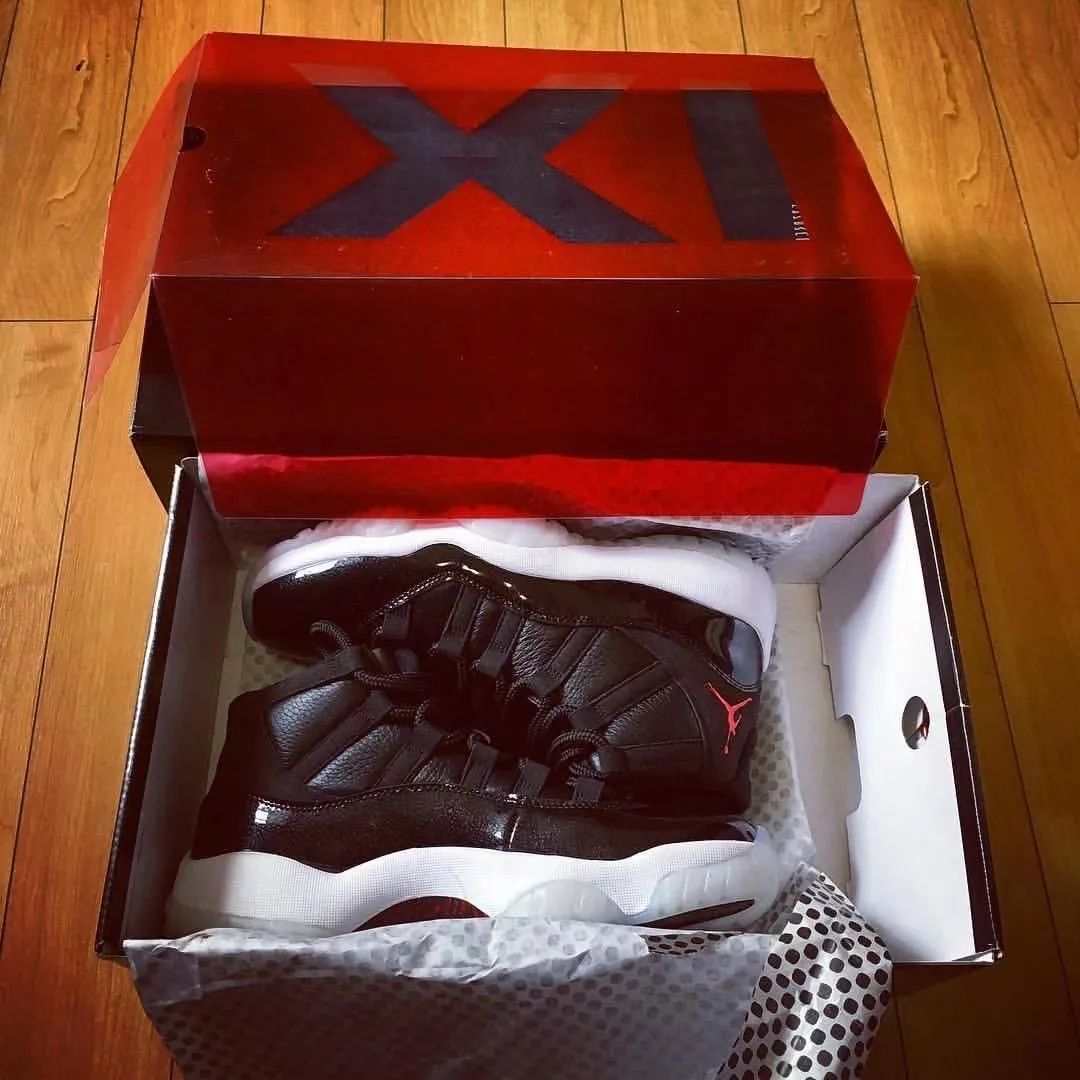 涨见识了!原来很多开宝马的都有一面鞋墙,穿的球鞋不上千就上万