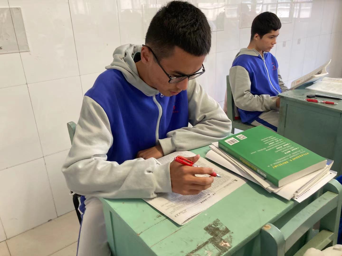 开学第51天：期中联考定日期内容范围预告知