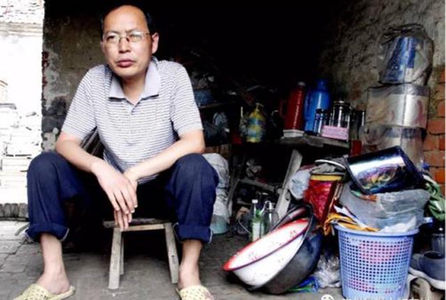 寒门高材生痴迷“数论”罢学返家，钻研30年毁了生活灭了理想