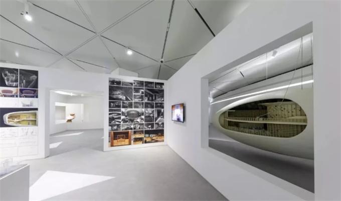 新华书店有什么辅导书吗,新华书店卖辅导书吗