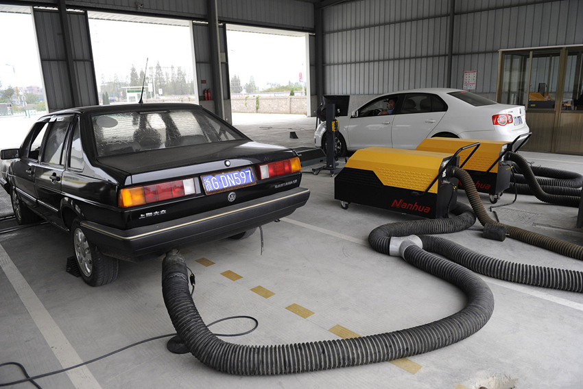 车辆年检尾气不合格怎么解锁,老车年检尾气不合格我教大家一招