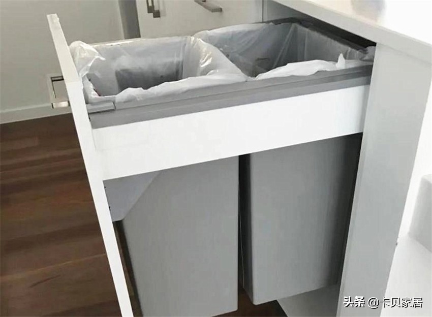 这4样厨房用品早被列入黑名单了,这三种食物已被医生列入黑名单