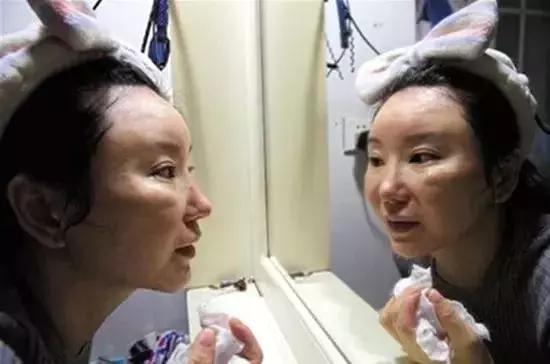 我们只坑中国人,他们人傻钱多”,卖本国人300,卖中国人10000