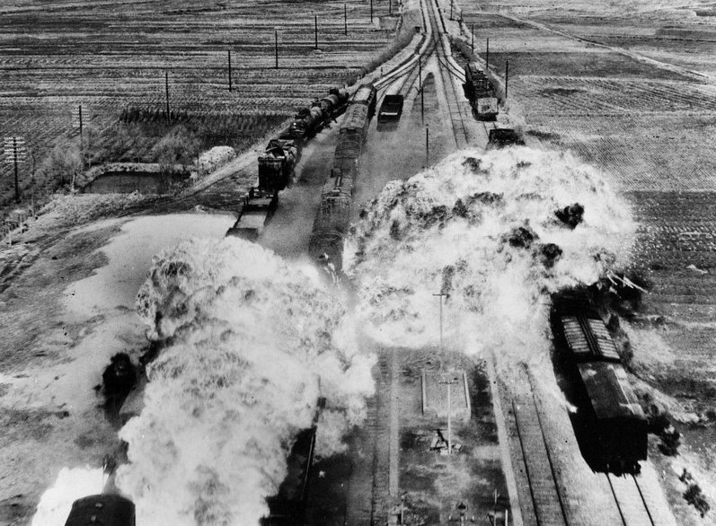 二战经典飞机战争纪录片,二战军用喷气式战斗机集锦同盟篇