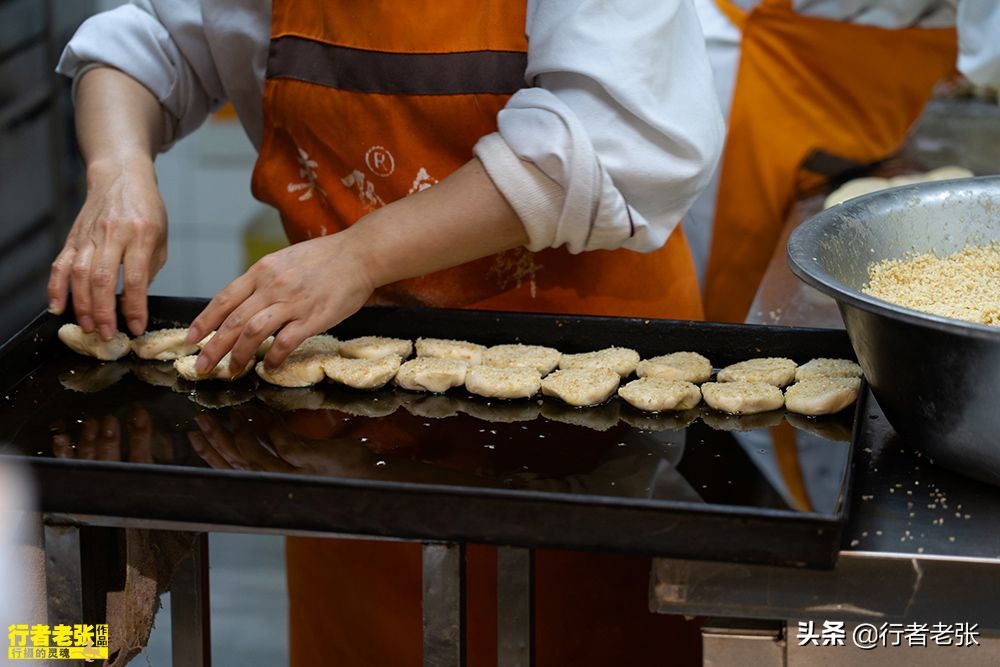 泰州黄桥烧饼最有名的,泰州黄桥烧饼的历史