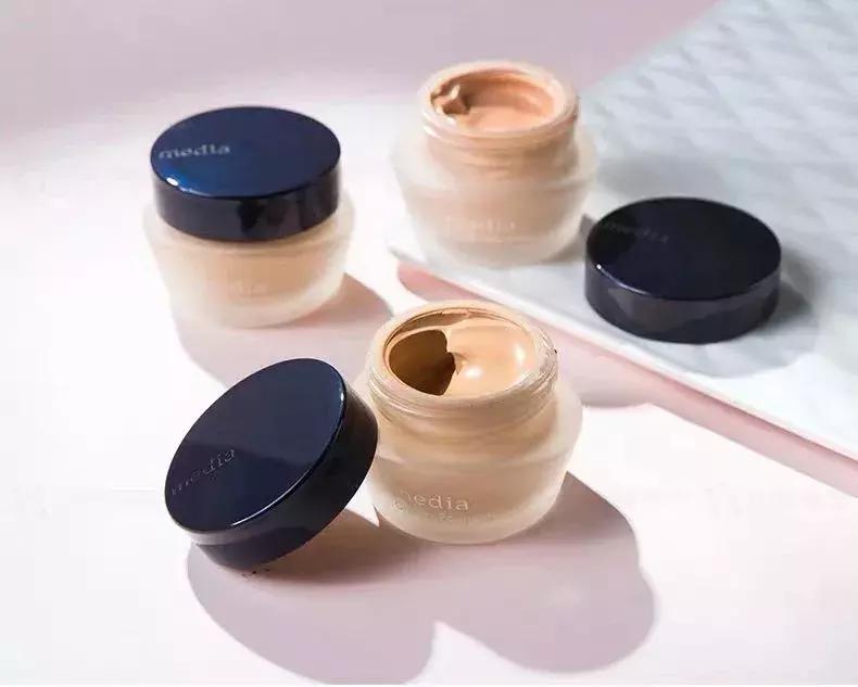 巨好用粉底液油皮夏天能用吗,十大干油皮遮瑕持久最好用粉底液