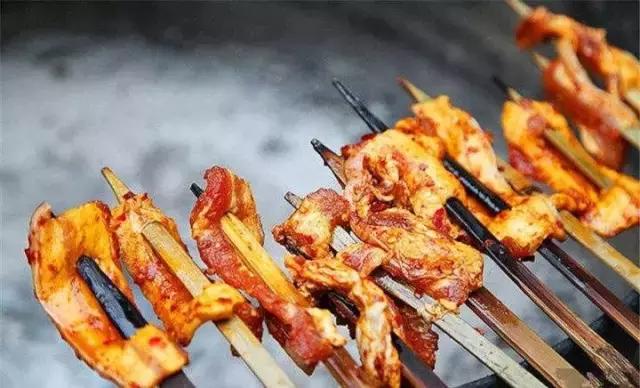 四川这座隐匿千年的古城,四川这座隐藏在喧闹中的千年古镇