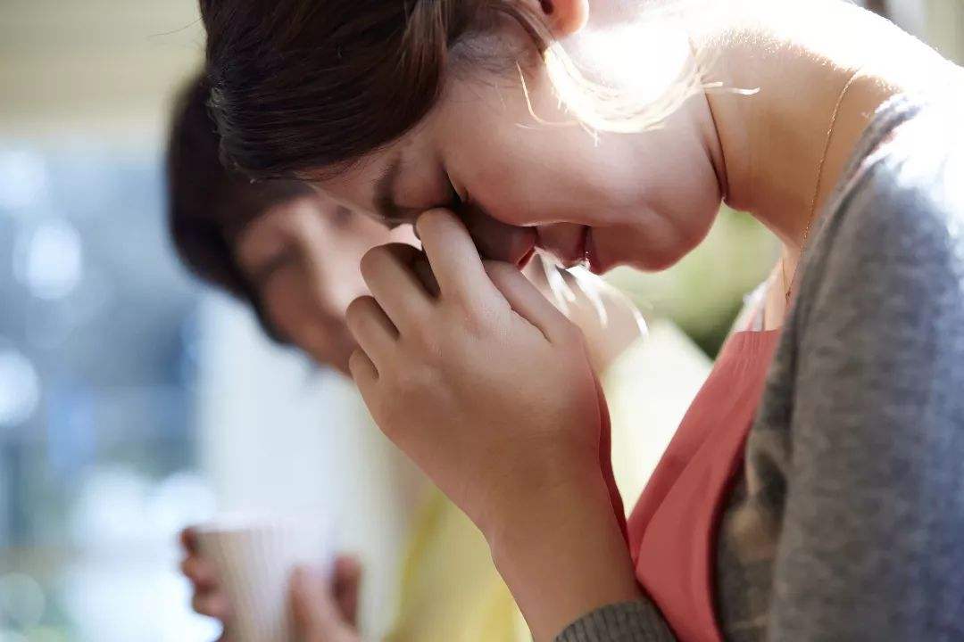 孕期腹痛标准,孕期孕妈出现腹痛可怎么办