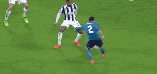 足坛实用过人,足坛十大过人绝招