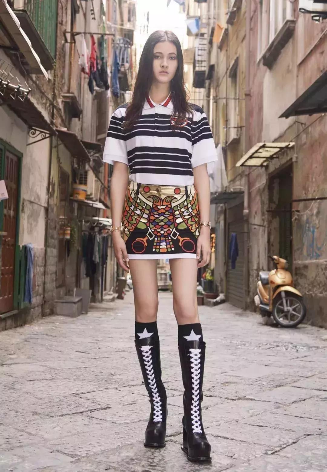 比T恤高贵，比衬衫优雅，今年夏天流行Polo衫