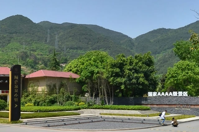 重庆泡温泉最佳旅游景点,重庆泡温泉地方推荐