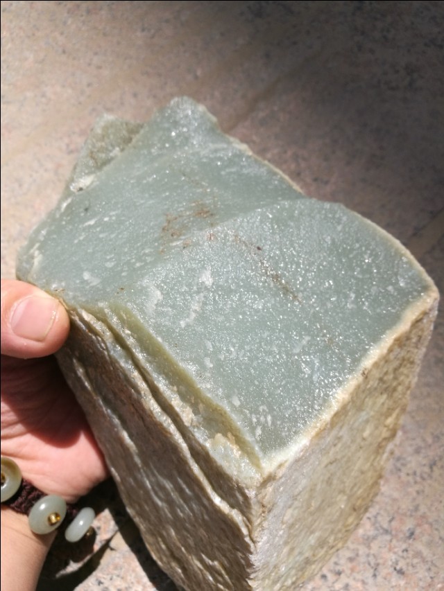 新疆和田玉鉴别,新和田玉鉴别最简单方法