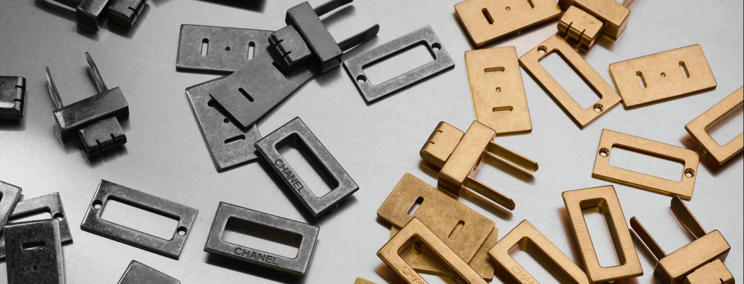 chanel2.55黑金,chanel2.55过时了么