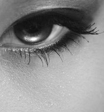 阿丽秀眼霜去脂肪粒有效果吗,正品名门泽佳眼霜