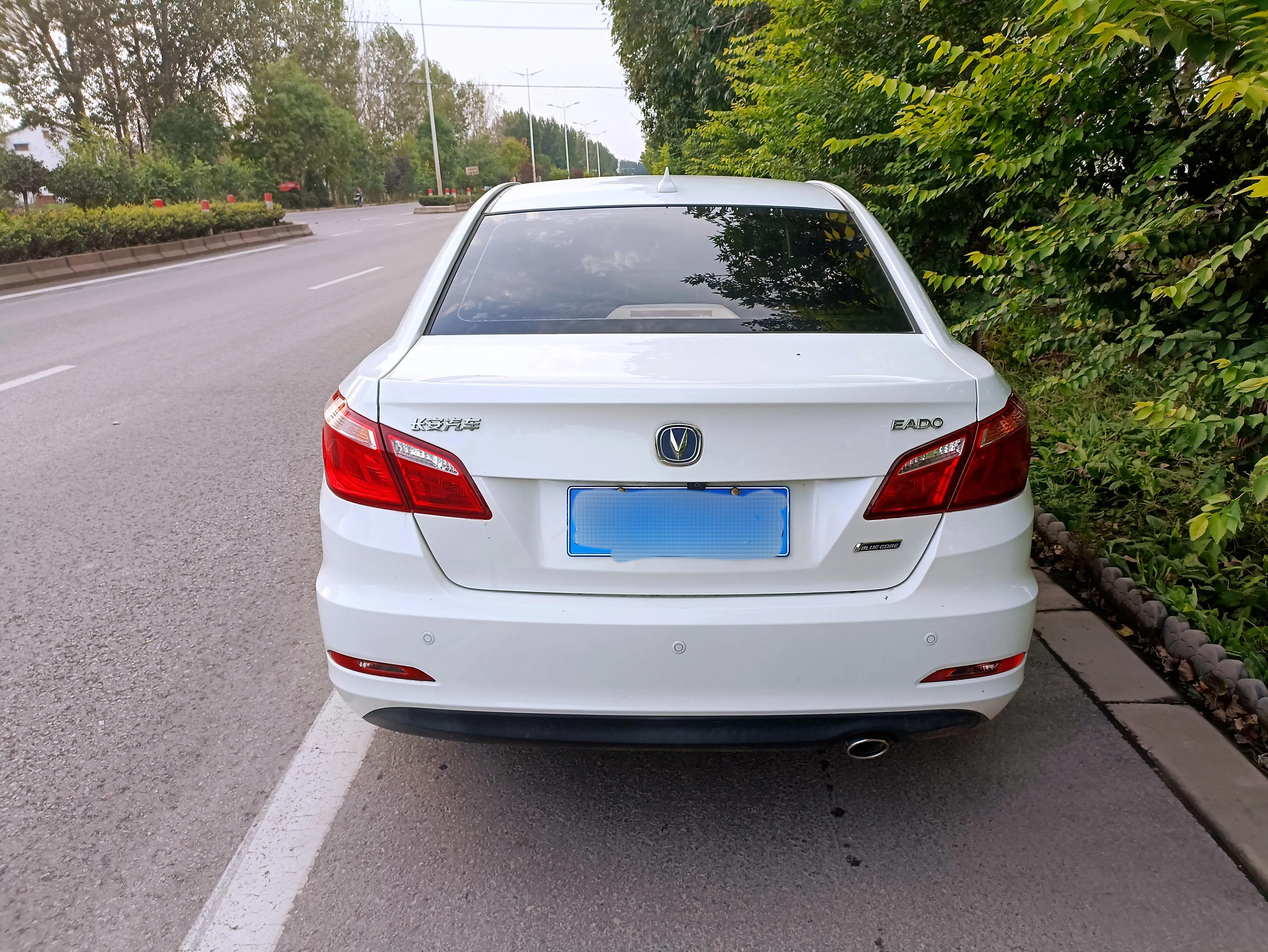 逸动2023车主真实感受,逸动plus后排空间