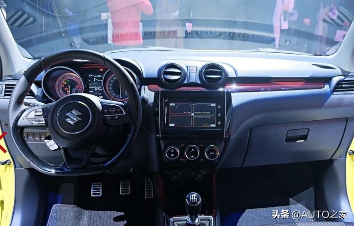 长安铃木雨燕1.5迟来的小钢炮,铃木雨燕升级1.8发动机