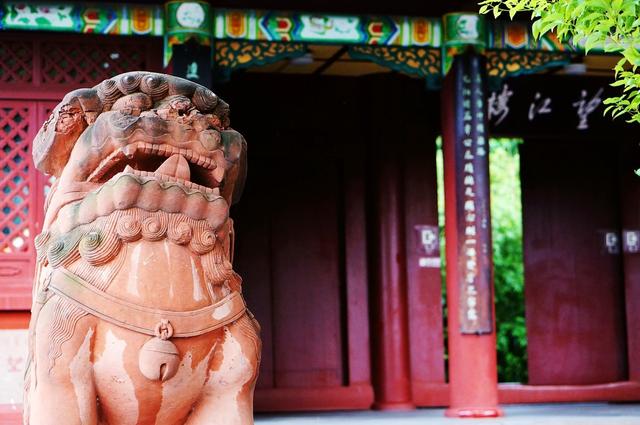 “既丽且崇”的成都新地标，带你走进锦江的望江楼