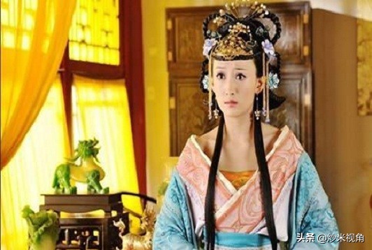 天启皇帝是一个只爱做木匠,不懂政治的昏君吗,你怎么看?