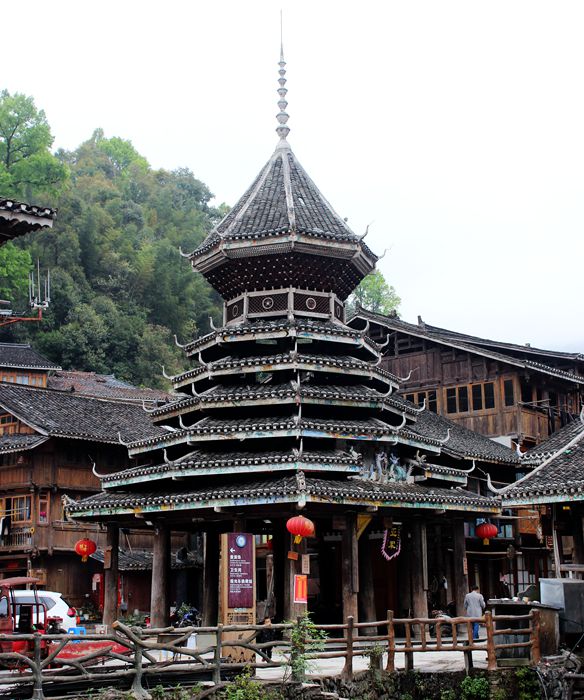 贵州省少数民族侗寨,贵州肇兴侗寨和千户苗寨的区别