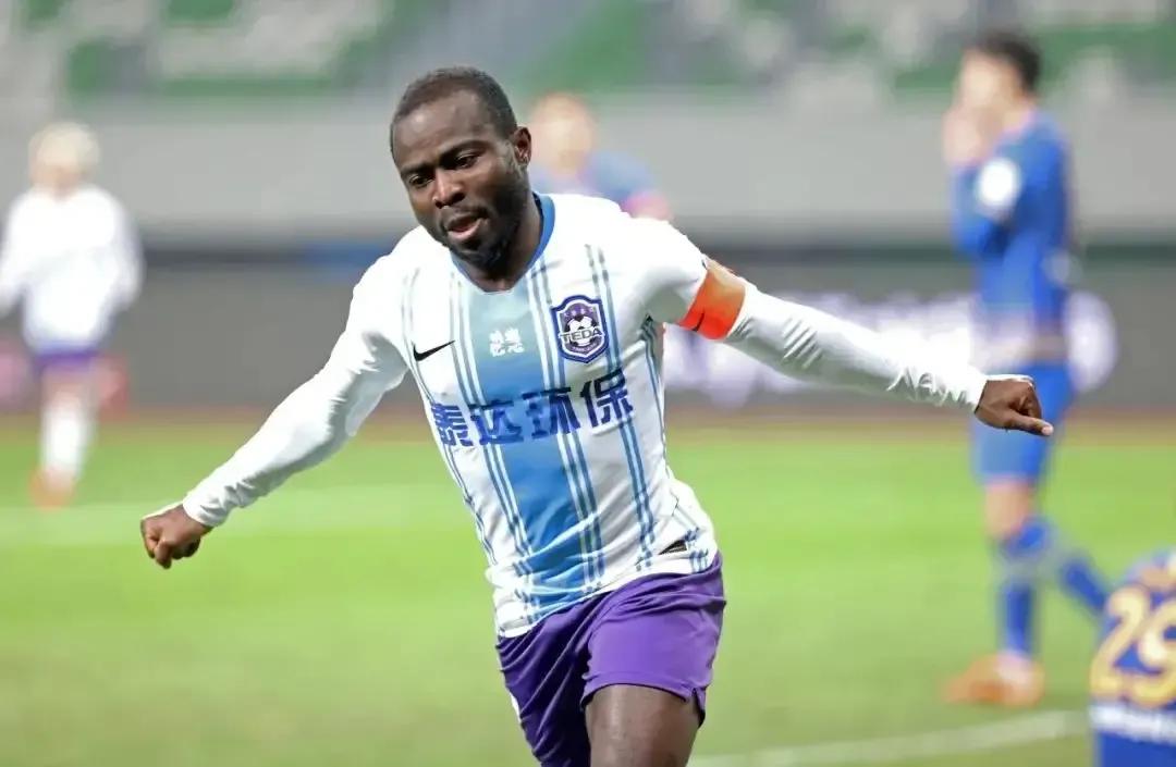 河南建业足球引援最新消息,河南建业2019年引援王上源