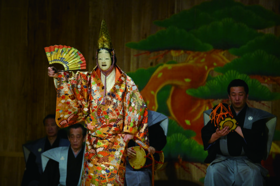 从《白痴》看坂口：他何以成为日本战后“女权主义”的助推者？