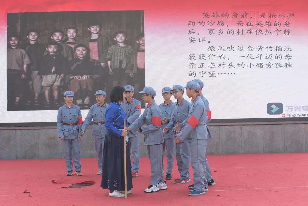 机器人在技能大赛上尬舞,世界机器人舞冠军挑战赛