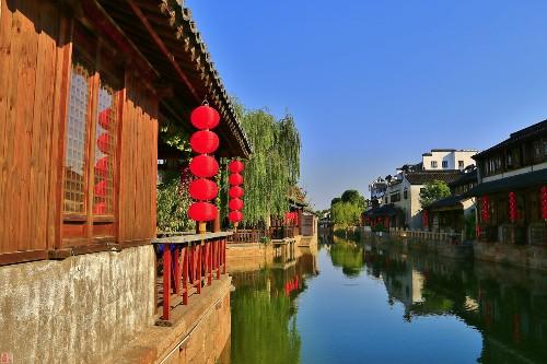 乌镇和周庄哪个周庄古镇值得去,周庄和乌镇哪个周庄一日游好玩