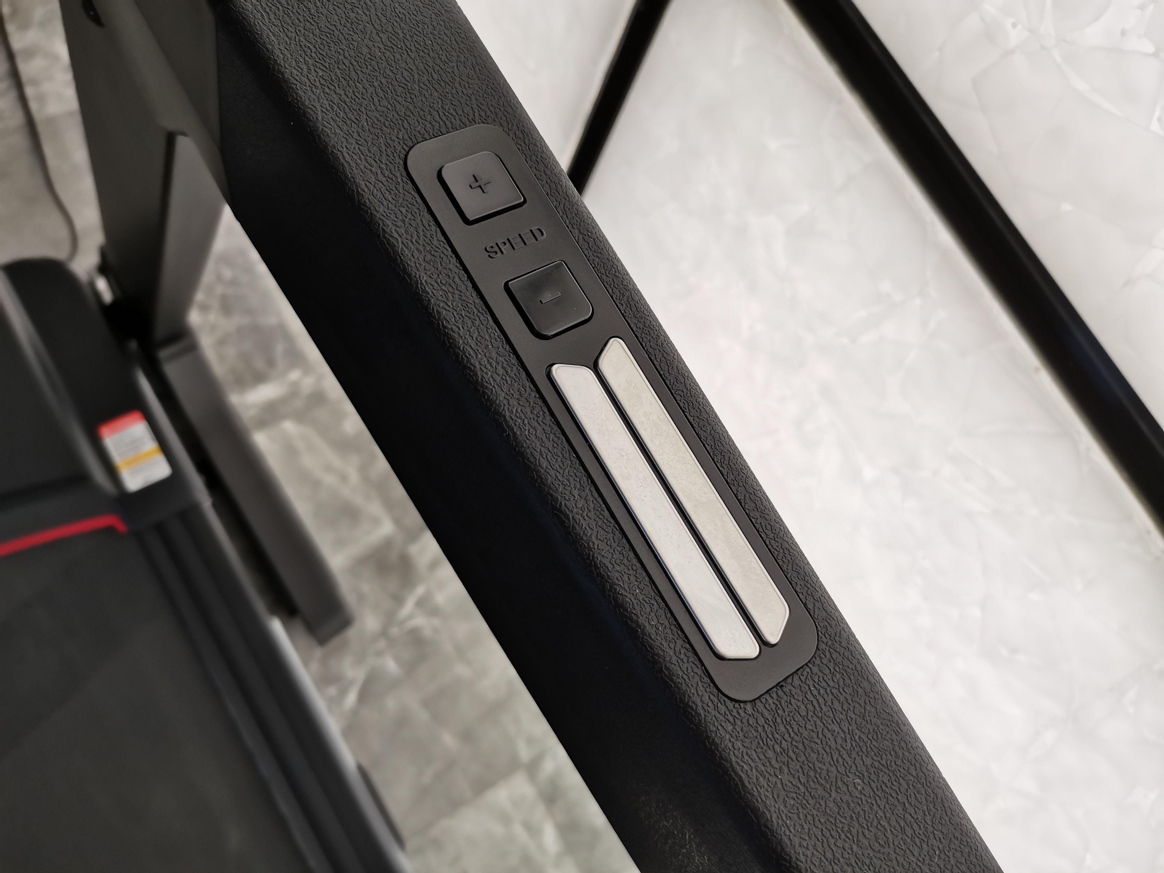 阿迪达斯跑步机t-19x,阿迪达斯轻爵跑步机