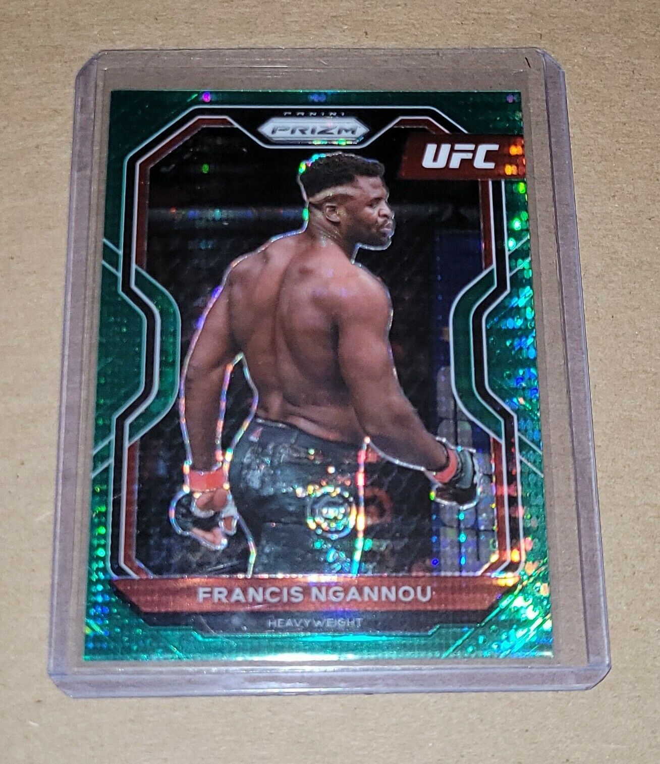 ufc收藏卡开盲盒1000刀,ufc收藏卡去哪里出售