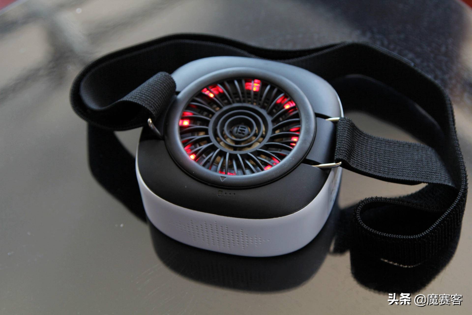 左点小艾3代智能艾灸盒体验,左点小艾智能艾灸盒怎么拆解