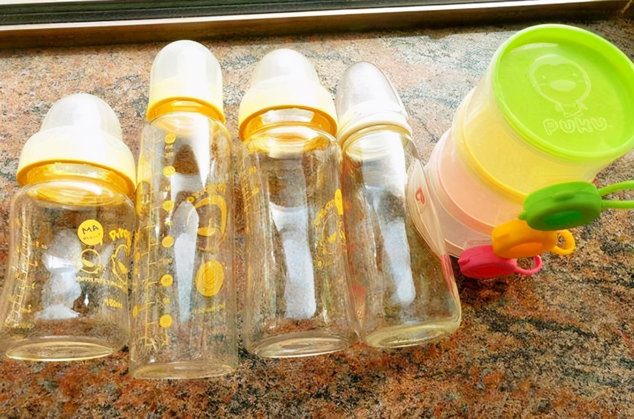 清洗奶瓶最简单方法,正确清洗奶瓶的步骤