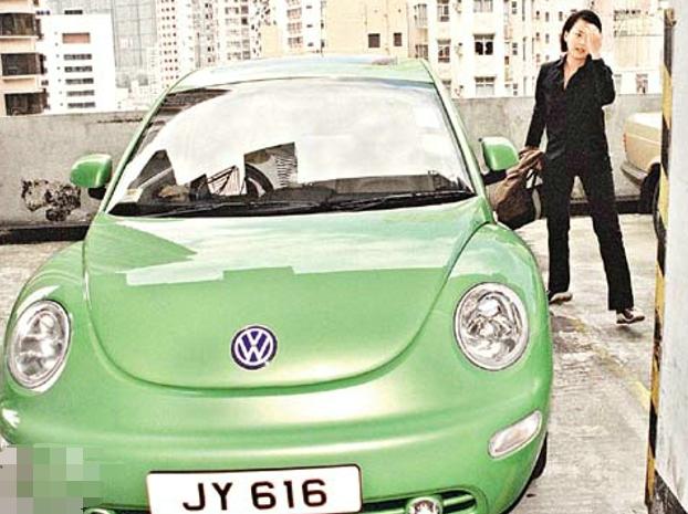 莫文蔚代言过的汽车品牌,莫文蔚骑的摩托车