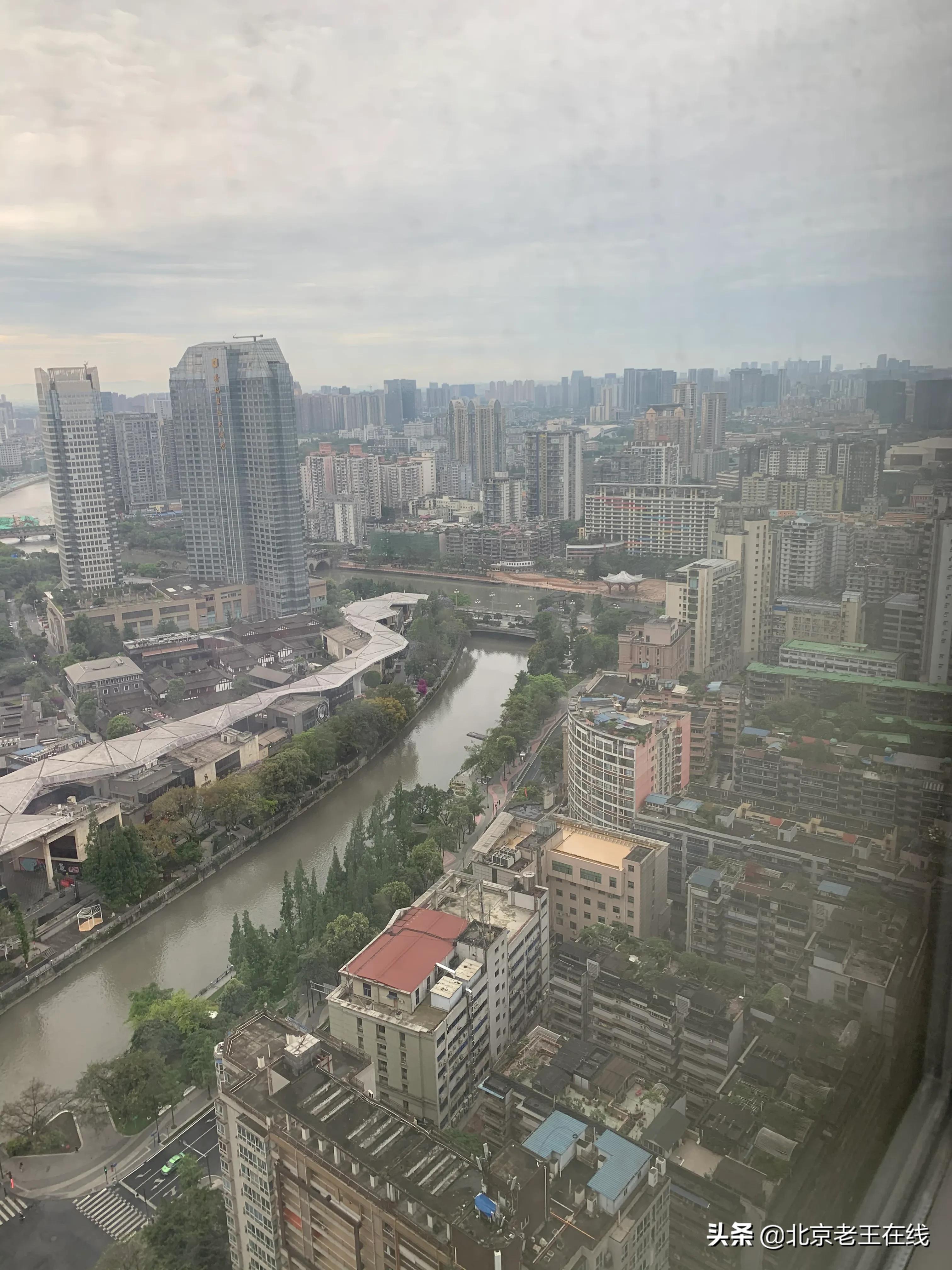 川渝8日出游,成都旅游如何选择民宿更安全