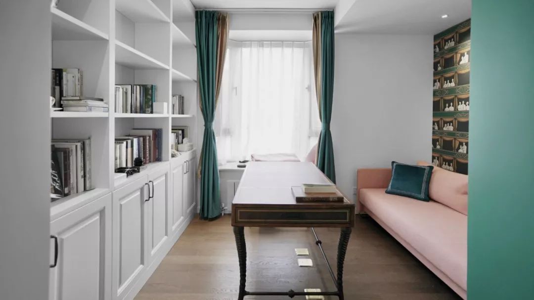 还买乌云壁纸呐?!他家藏着海外小众壁纸大全