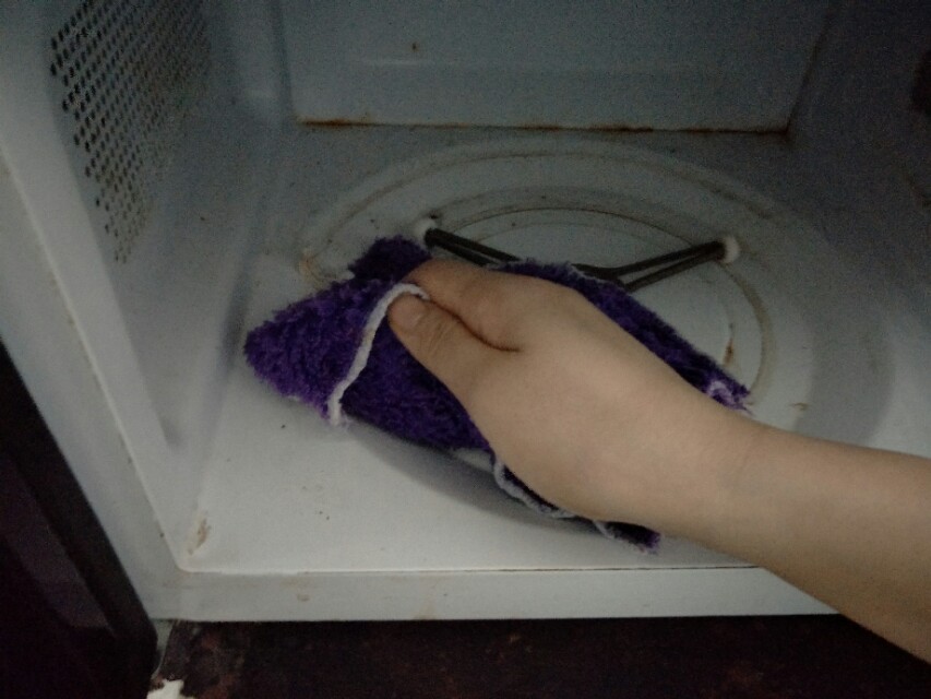 微波炉特别脏怎么清洗,微波炉脏怎么清洗