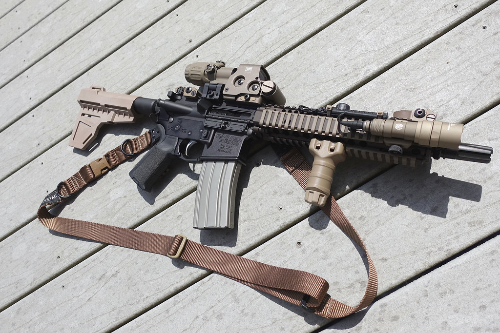 美军特种部队陆上主战装备有哪些,美军特种步兵作战装备