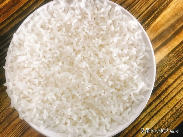 甏肉把子肉红烧肉的区别,特色甏肉坛子肉吃到爽