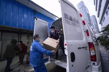 快递何时恢复正常？复工三天，缺人手缺口罩，还很难