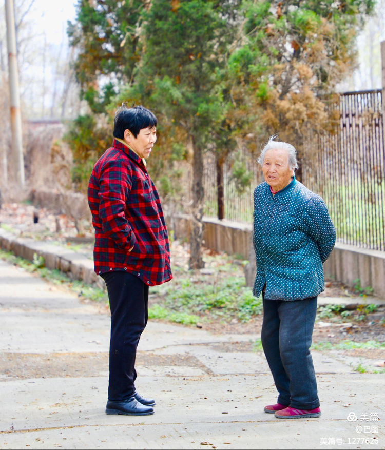 新安老家怀旧行，洛玻砂岩矿成为历史，洛阳水泥厂辉煌不再