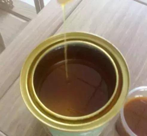 实木家具如何知道油漆是否环保 (衣柜刷什么漆最环保)