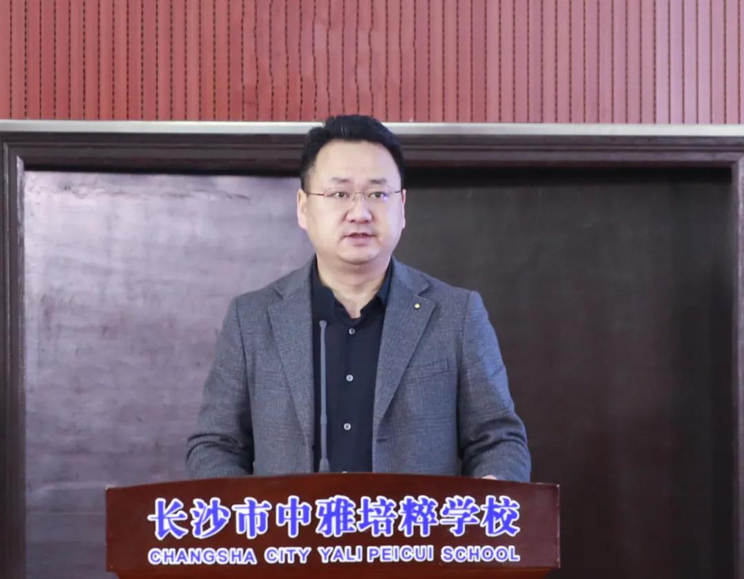 校长在开学第一课上的讲话,开学第一课校长霸气讲话