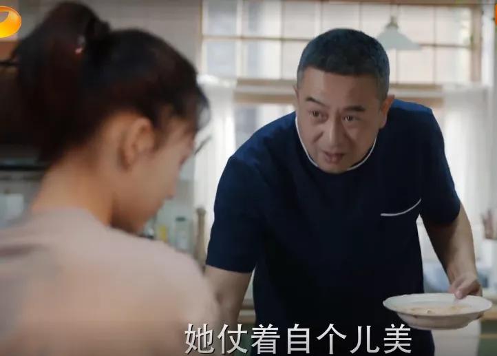 刘敏涛职场女强人霸气片段,刘敏涛中年逆袭演讲