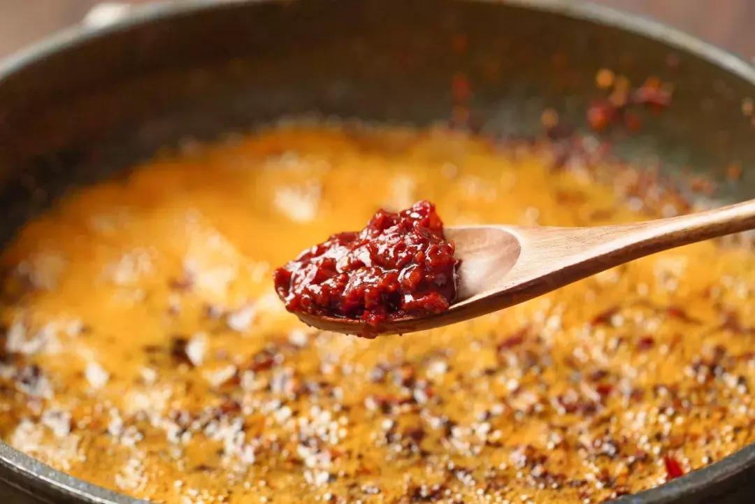 无敌下饭酱推荐,广式腊肠酱拌饭