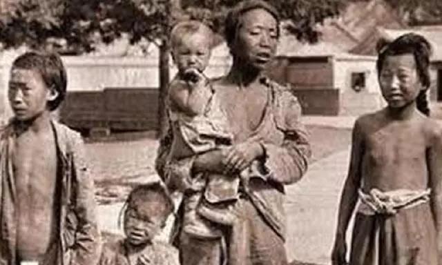 有多风光就有多凄惨：丧钟里的八旗子弟