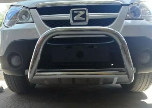 福睿斯前保险杠是塑料的还是铁的,宝来前保险杠是铁的还是塑料的