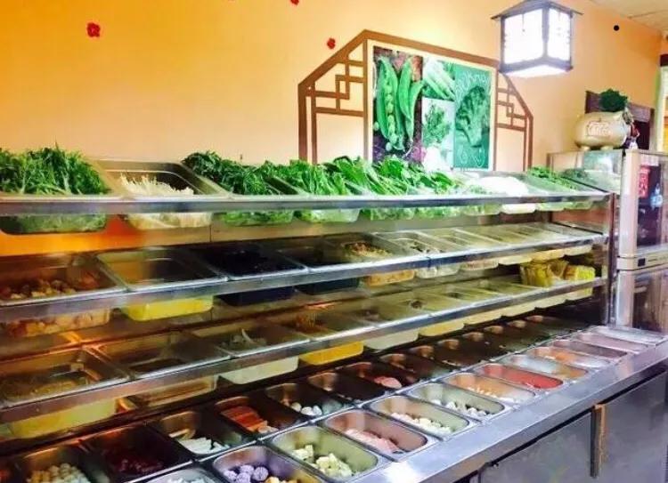 50岁农村大妈在大学城卖麻辣烫年入100万商业实战案例解析