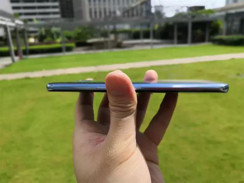 三星s8现在还值不值得入手,依然坚挺的手机