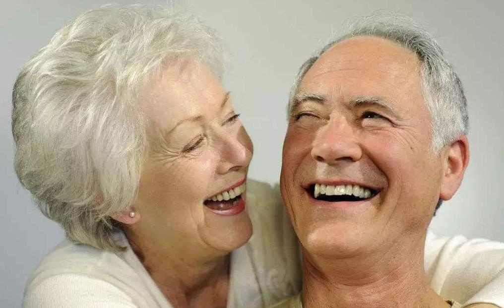 年纪大了也会龅牙吗,年纪大了就一定掉发吗